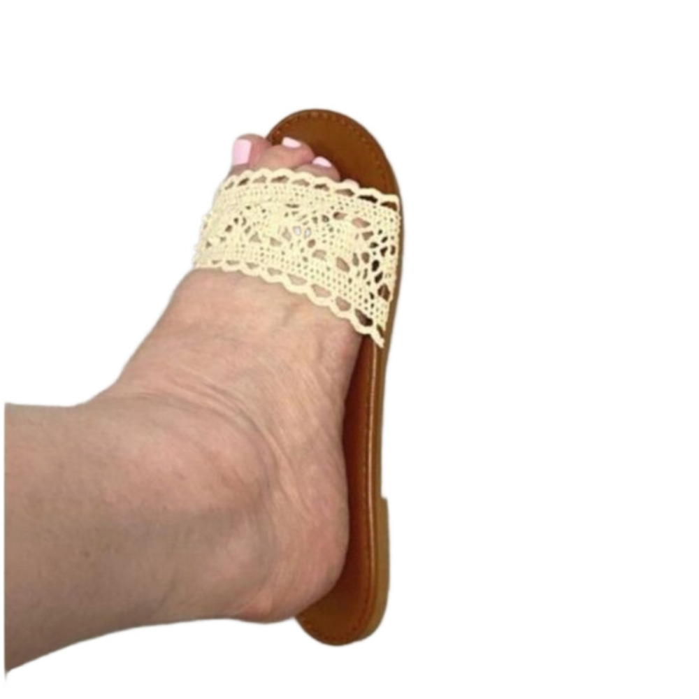 Ladies Bohemian reathable Slides Sandles sz 8.5 - Picture 1 of 6